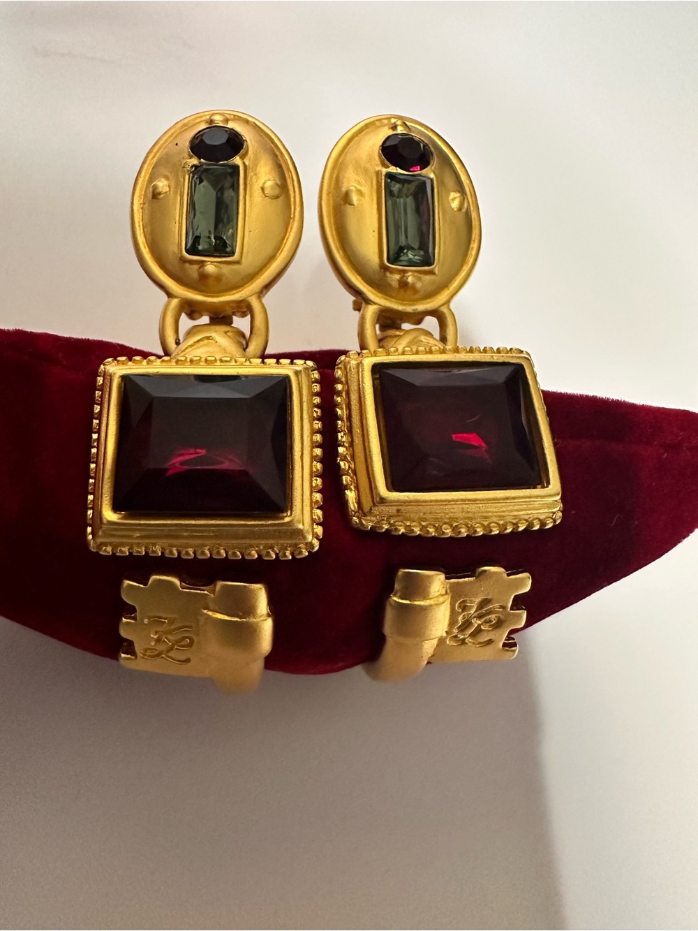 KARL LAGERFELD ❤️🌟VINTAGE BAROQUE GOLD PLATED STATEMENT EARRINGS⭐️